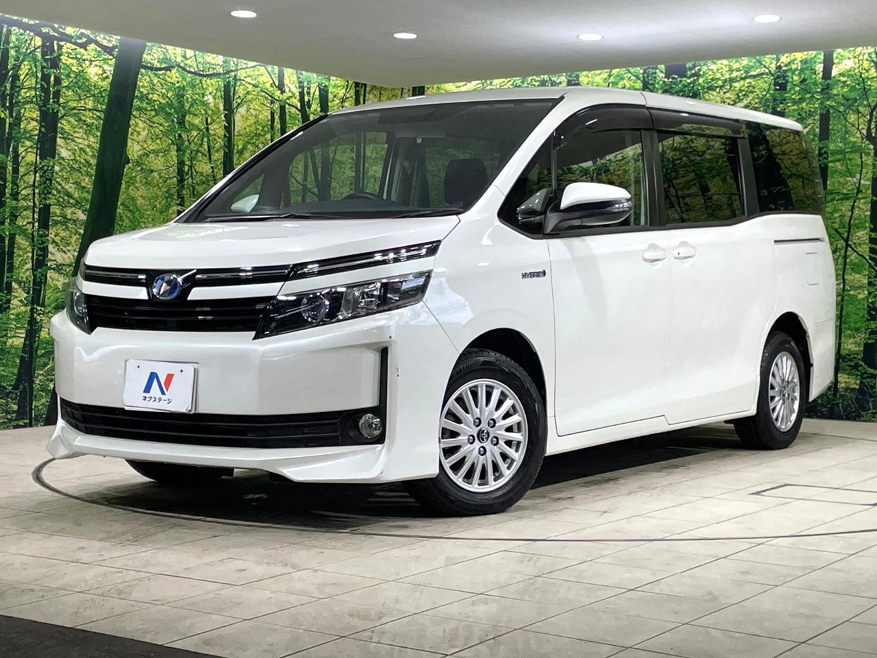2015 Toyota Voxy Hybrid Hybrid V