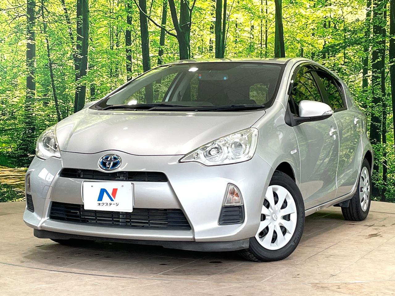 2013 Toyota Aqua S