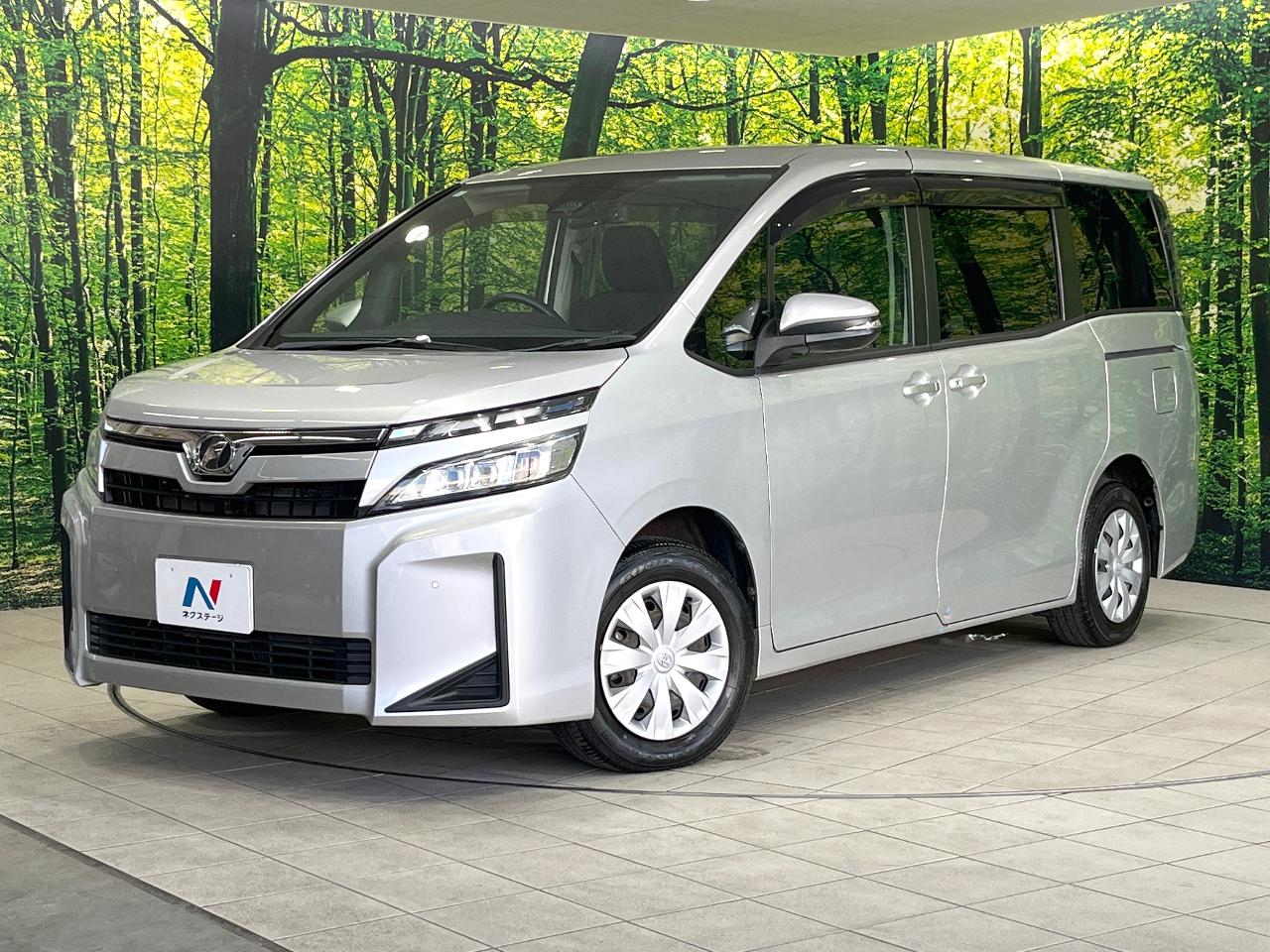 2019 Toyota Voxy X