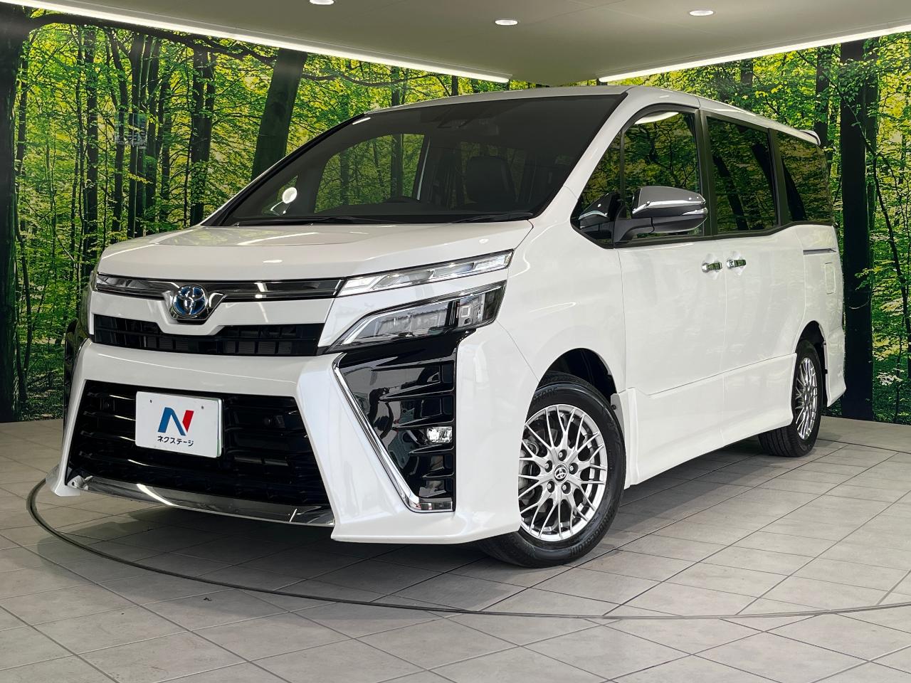 2020 Toyota Voxy Hybrid Hybrid ZS Kirameki III