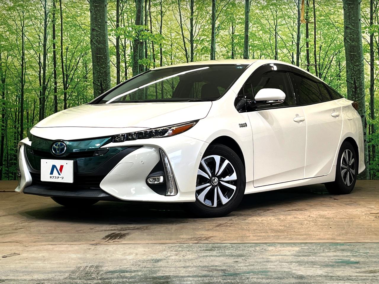 2019 Toyota Prius PHEV A Utility Plus