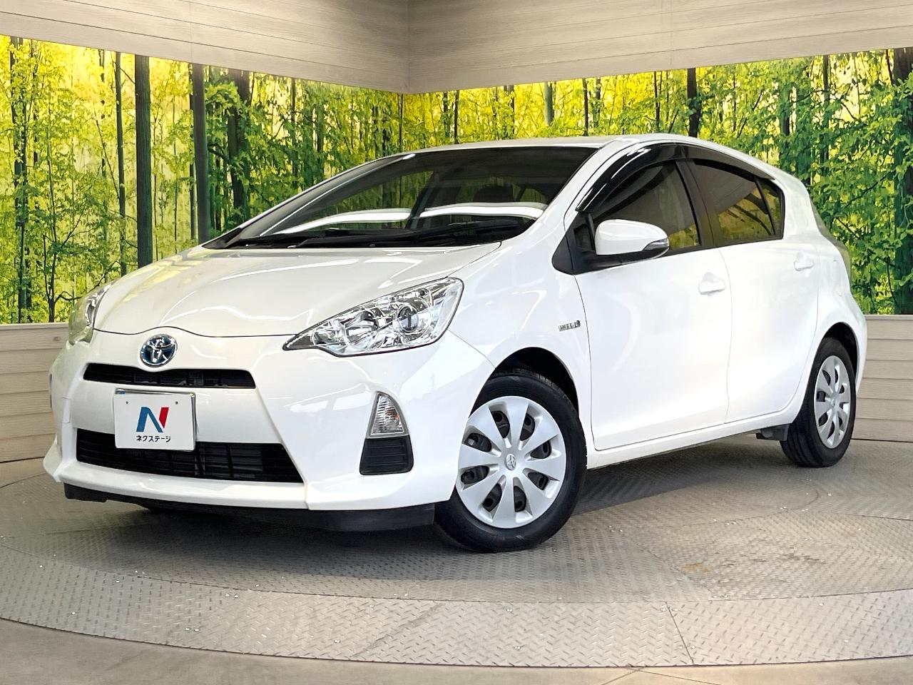 2013 Toyota Aqua S