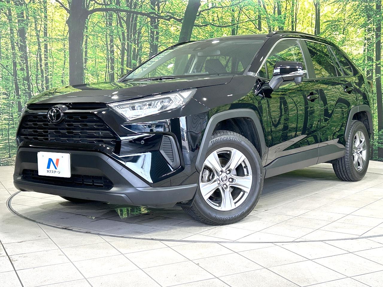 2023 Toyota RAV4 5D X