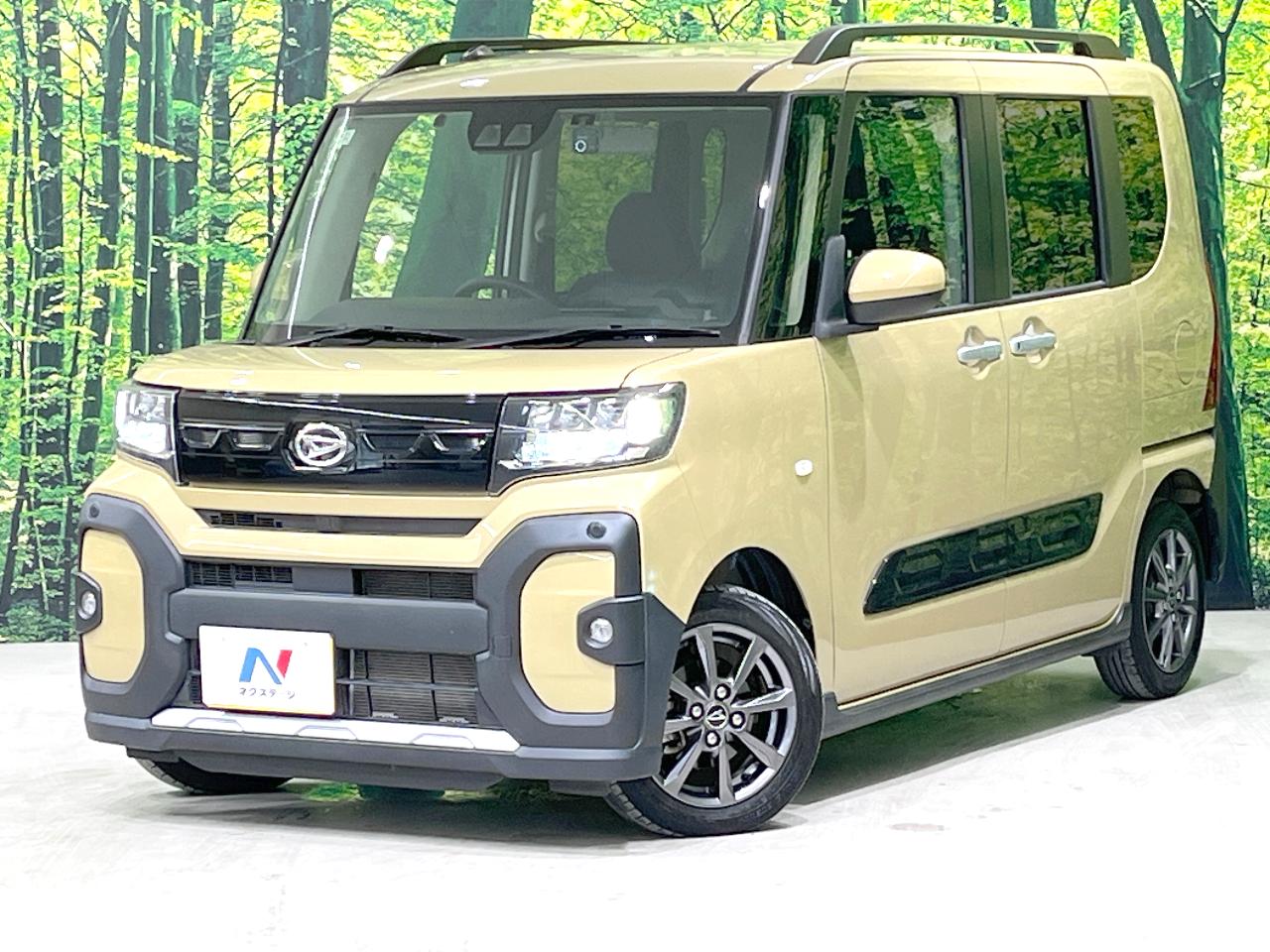 2022 Daihatsu Tanto Fun Cross Fun Cross