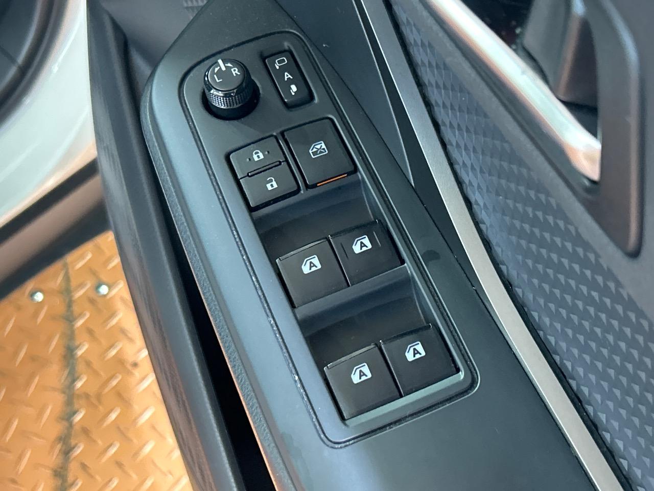 2019 Toyota C-HR Hybrid S LED Package