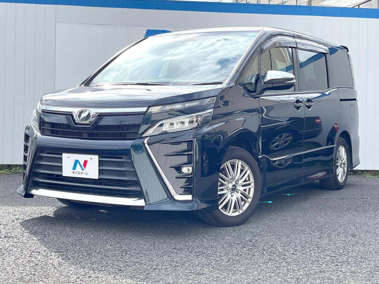 2017 Toyota Voxy ZS