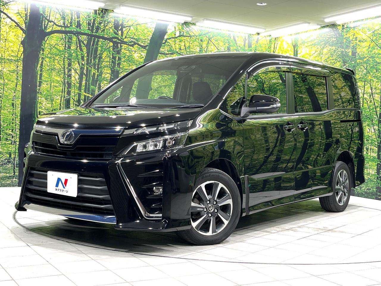 2017 Toyota Voxy ZS