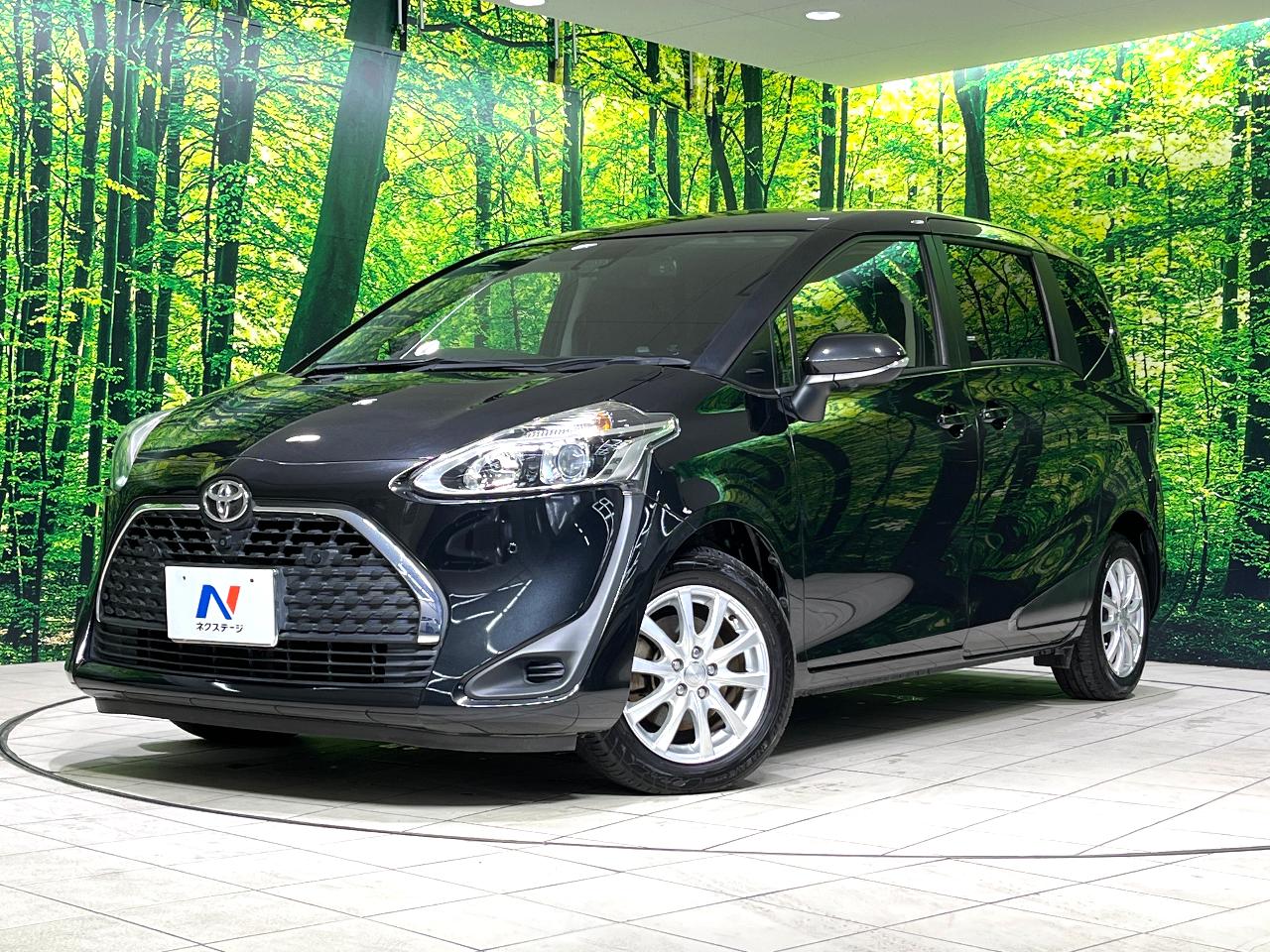 2019 Toyota Sienta Fun Base X