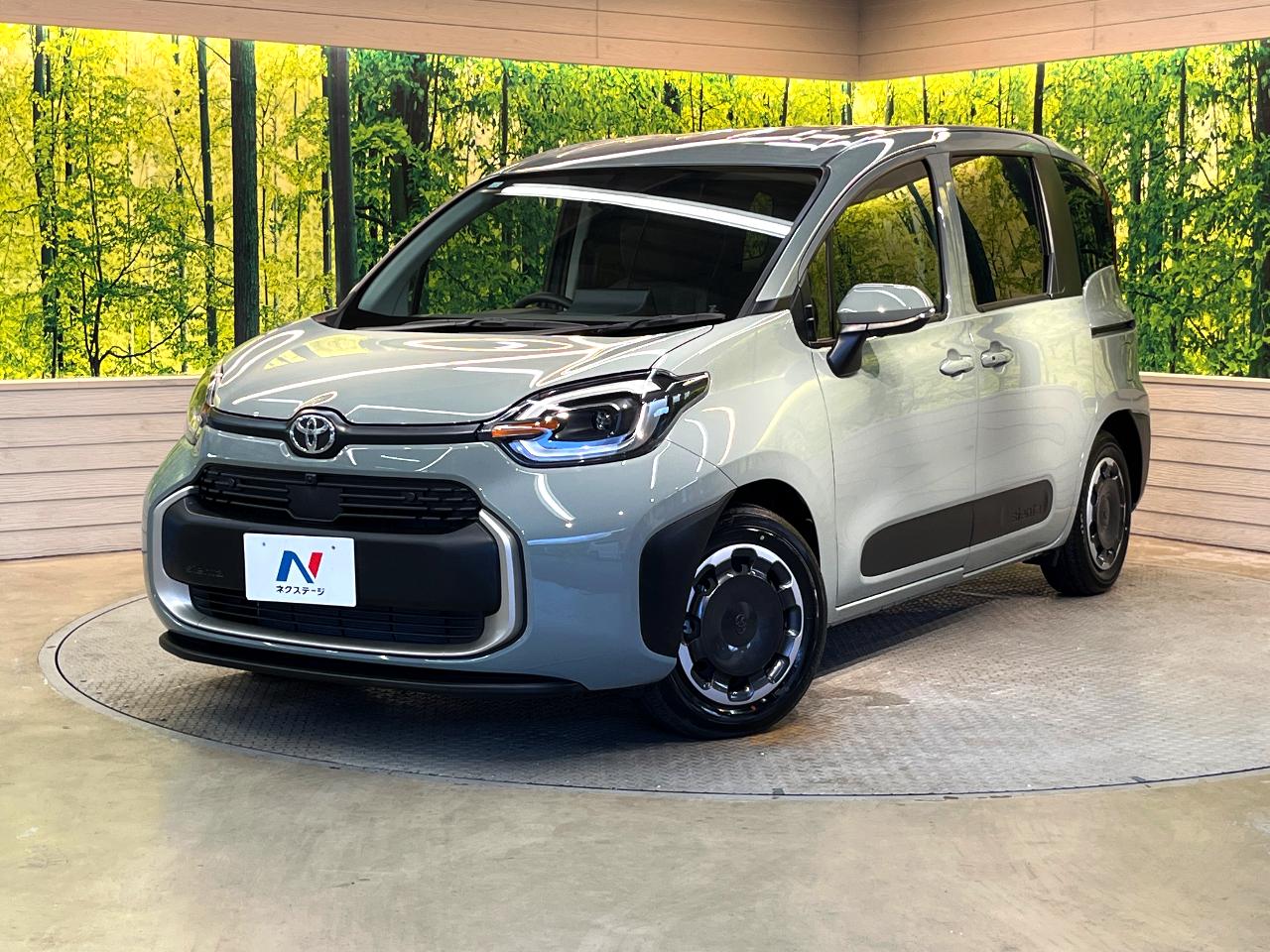 2023 Toyota Sienta Hybrid Hybrid Z