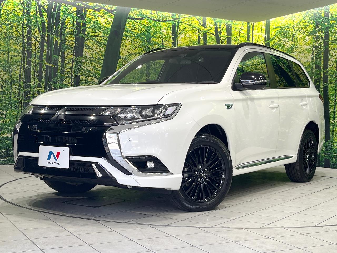 2021 Mitsubishi Outlander PHEV Black Edition