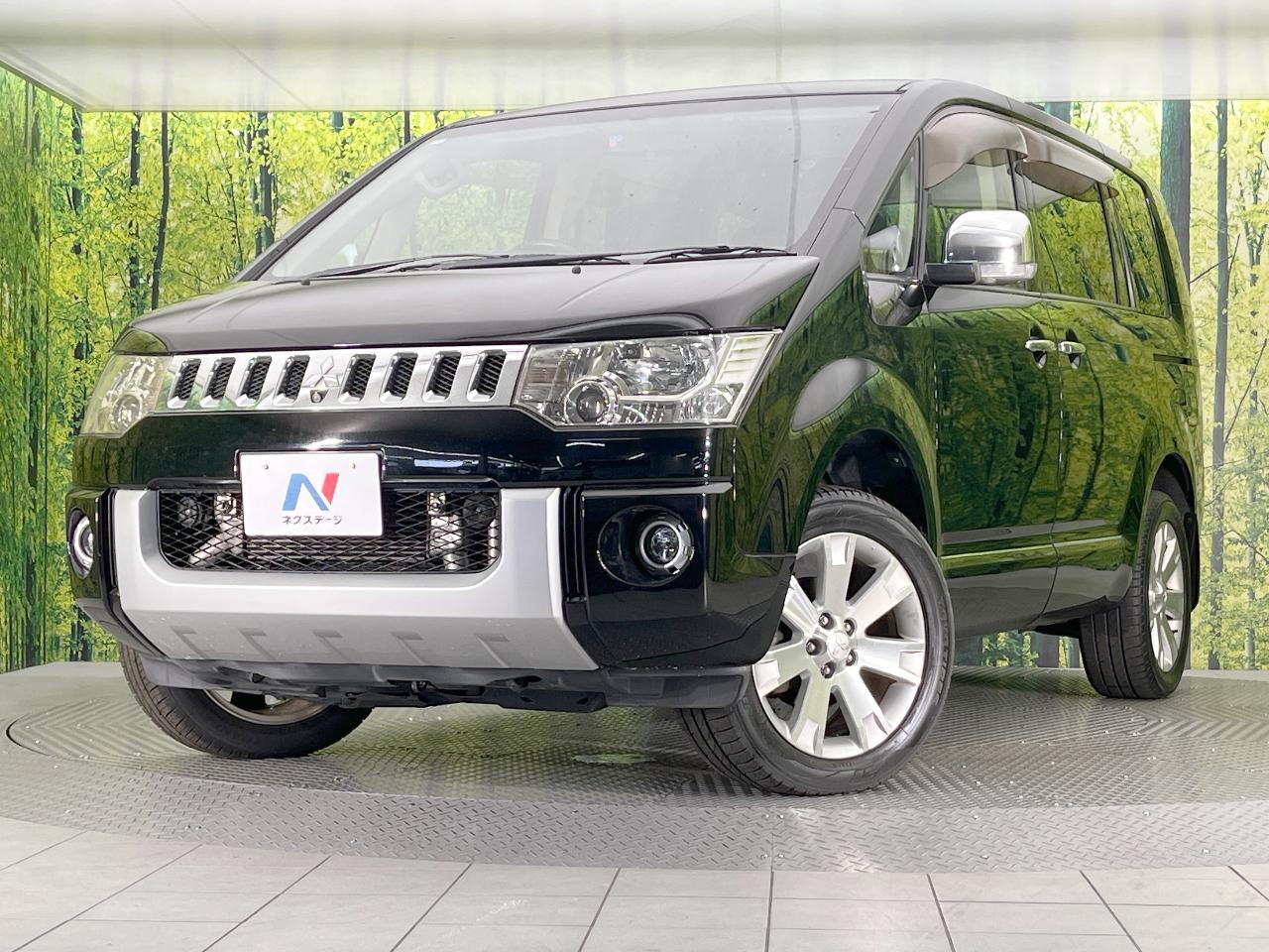2015 Mitsubishi Delica D5 Chamonix