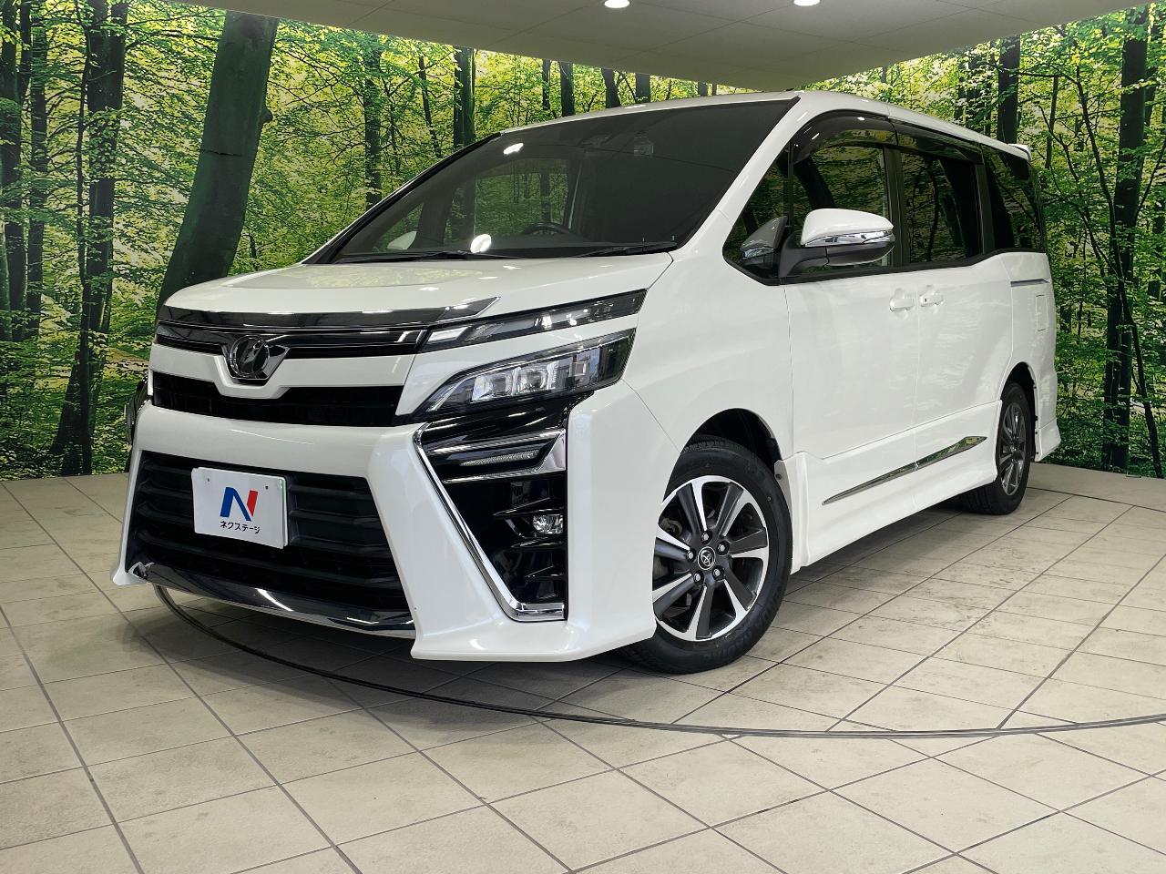 2017 Toyota Voxy ZS