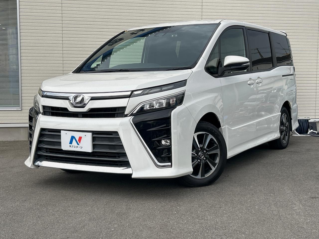 2017 Toyota Voxy ZS