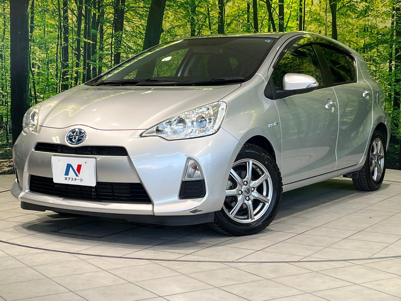 2013 Toyota Aqua S