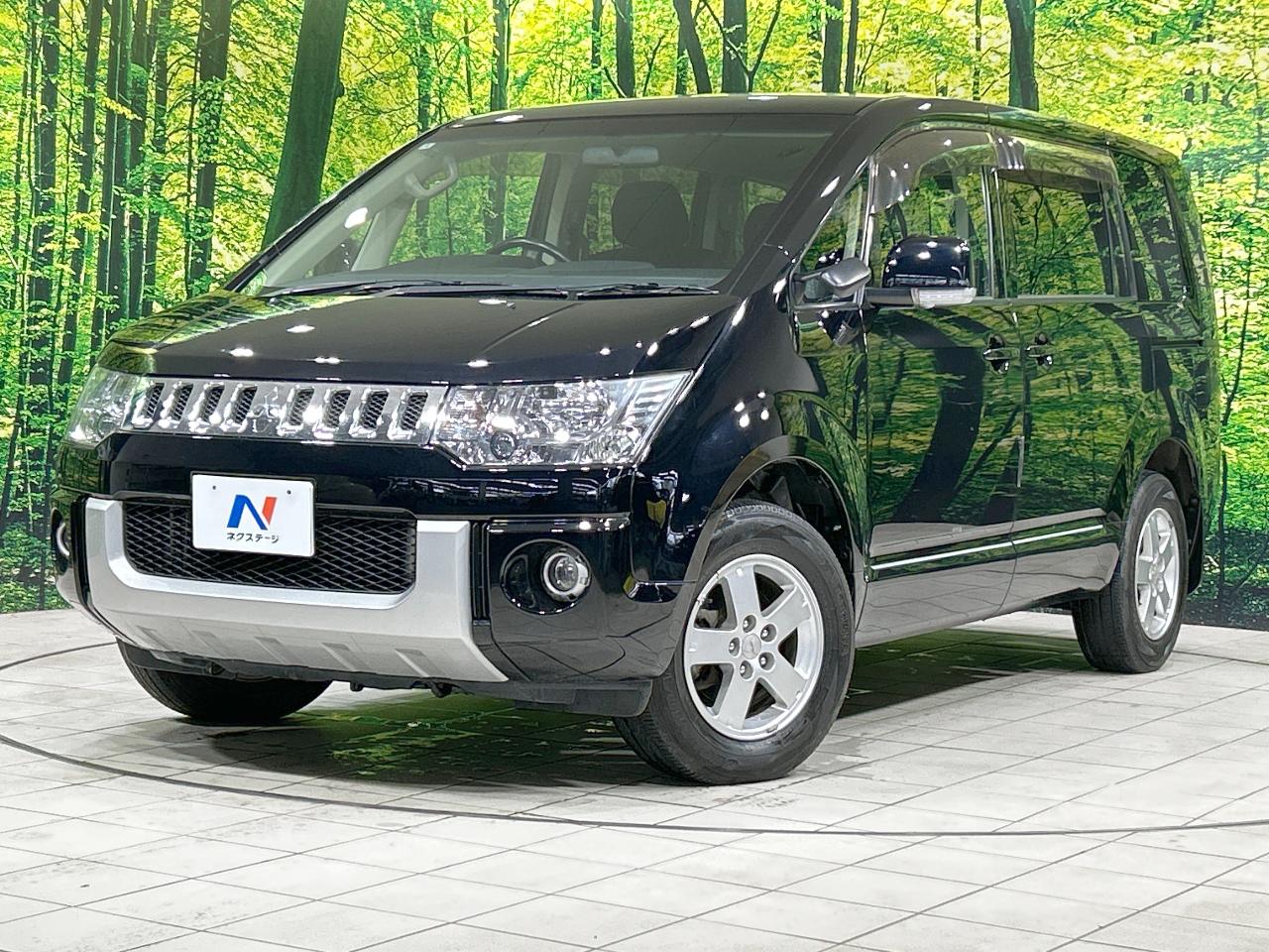 2011 Mitsubishi Delica D5 G Power Package