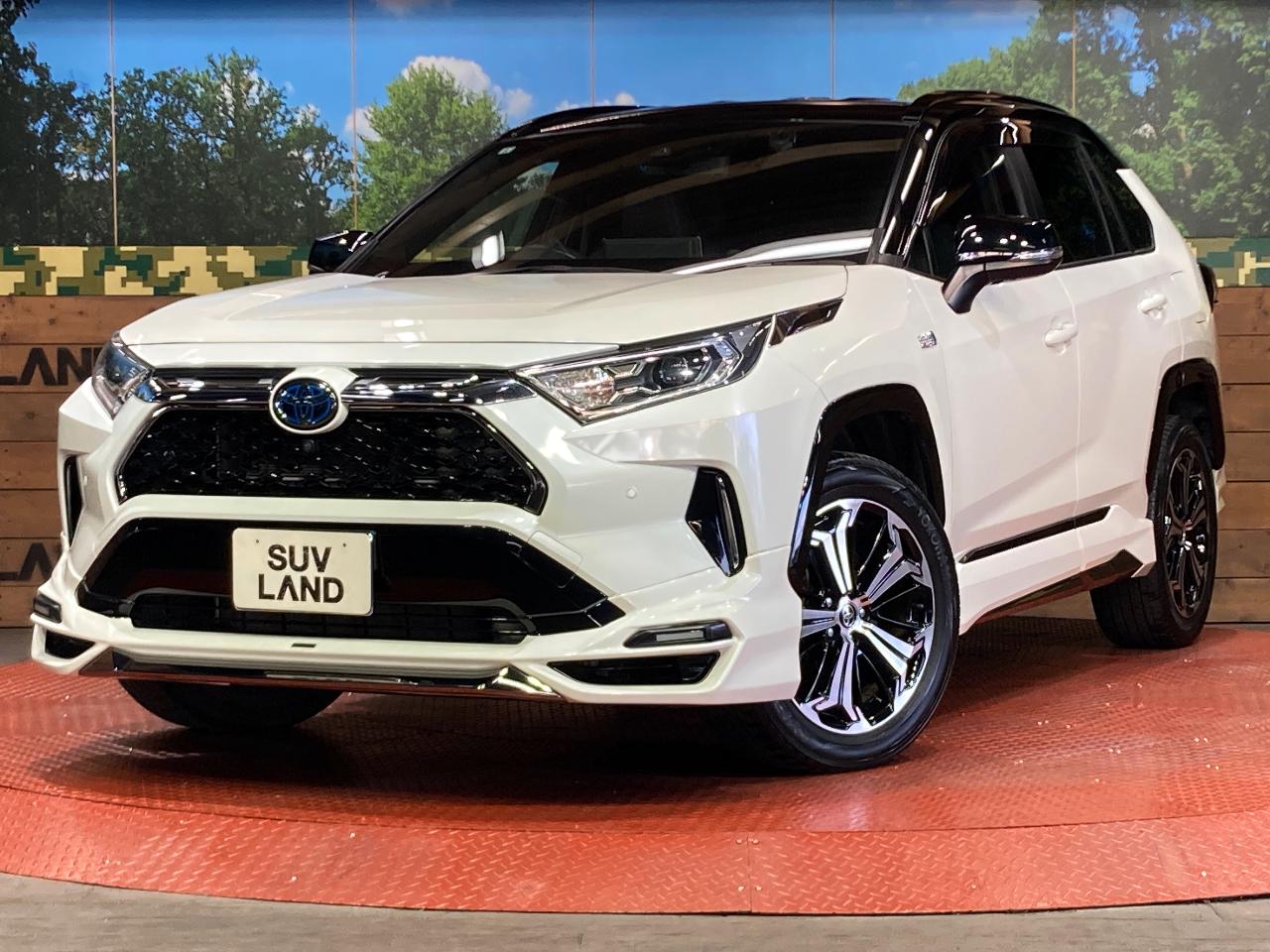 2021 Toyota RAV4 PHEV Black Tone
