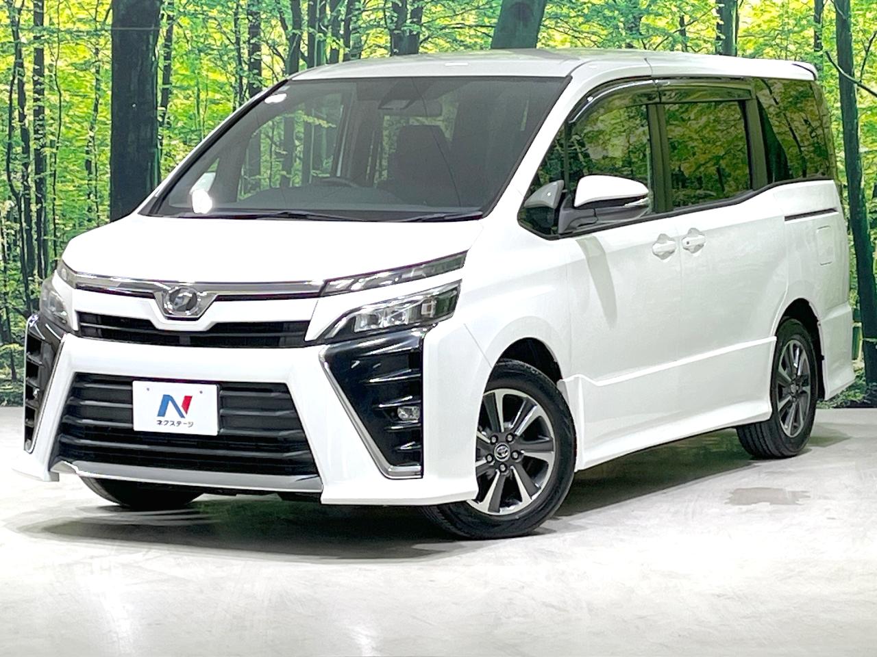 2017 Toyota Voxy ZS