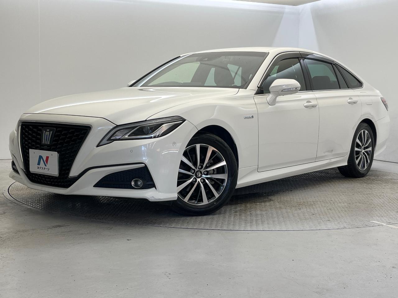 2019 Toyota Crown Hybrid S C Package