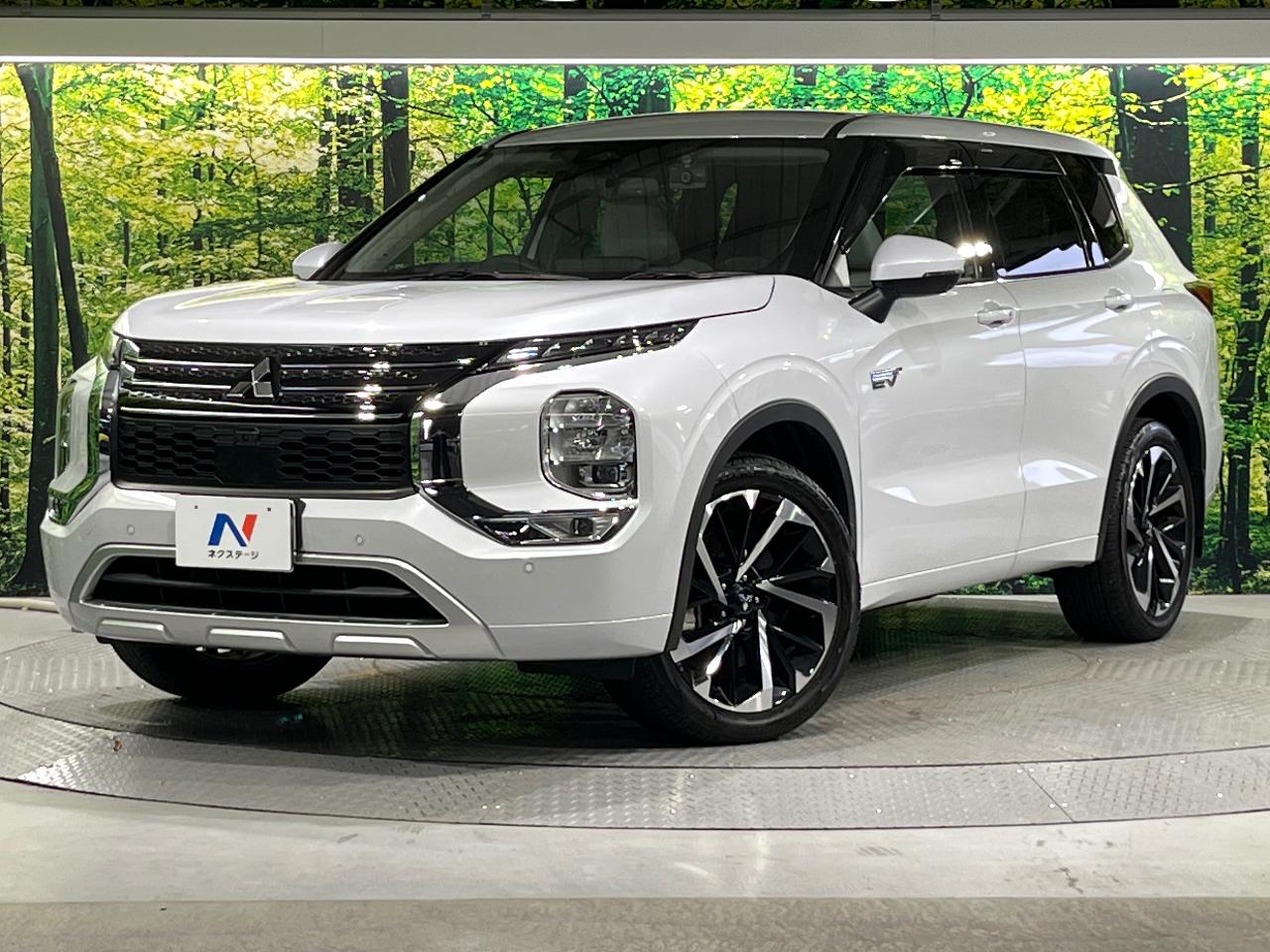 2022 Mitsubishi Outlander PHEV P