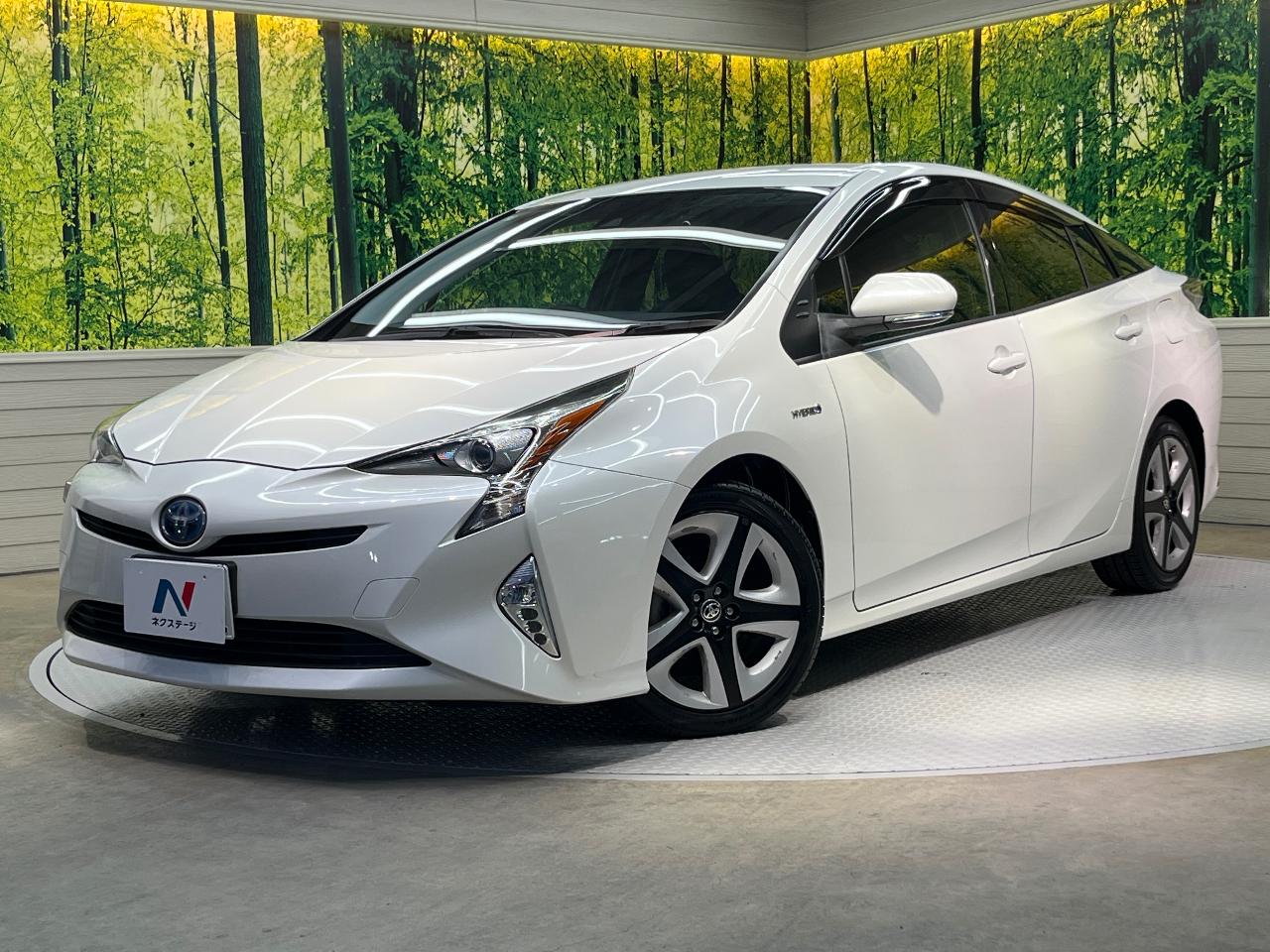 2016 Toyota Prius S Touring Selection