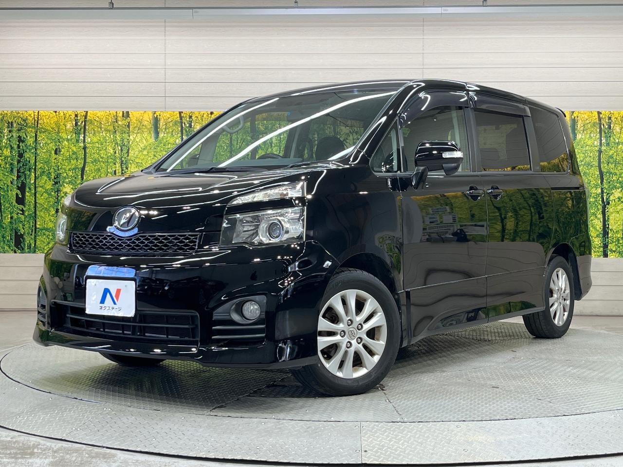 2011 Toyota Voxy ZS