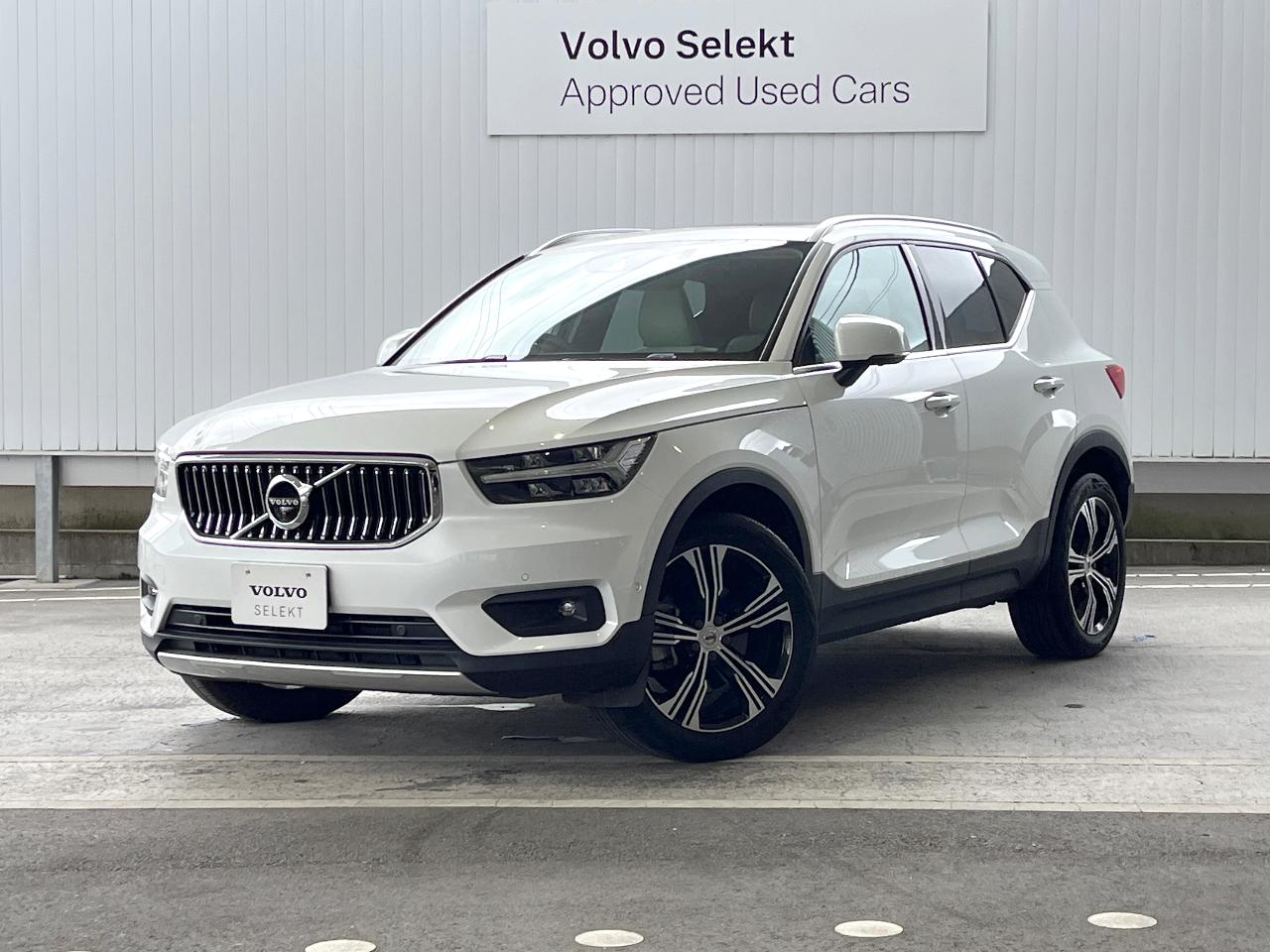 2022 Volvo XC40 B4 AWD Inscription