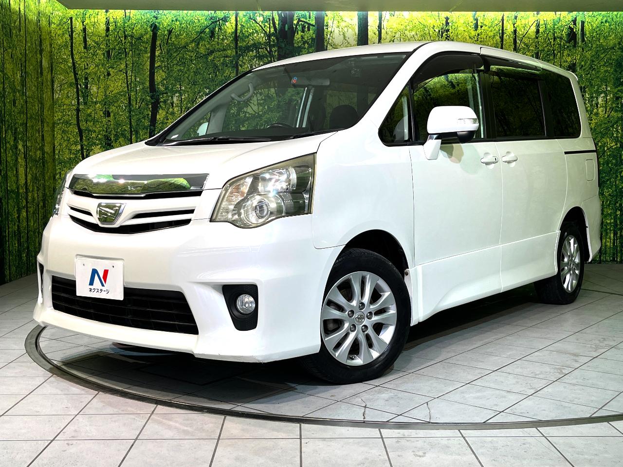 2011 Toyota Noah Si