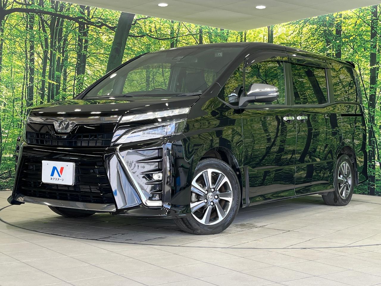 2019 Toyota Voxy ZS