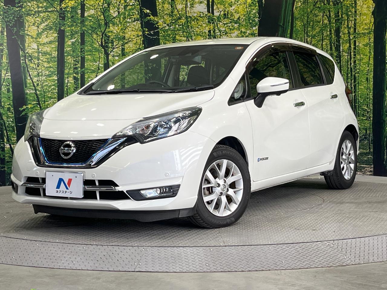 2016 Nissan Note e-POWER e-POWER Medalist