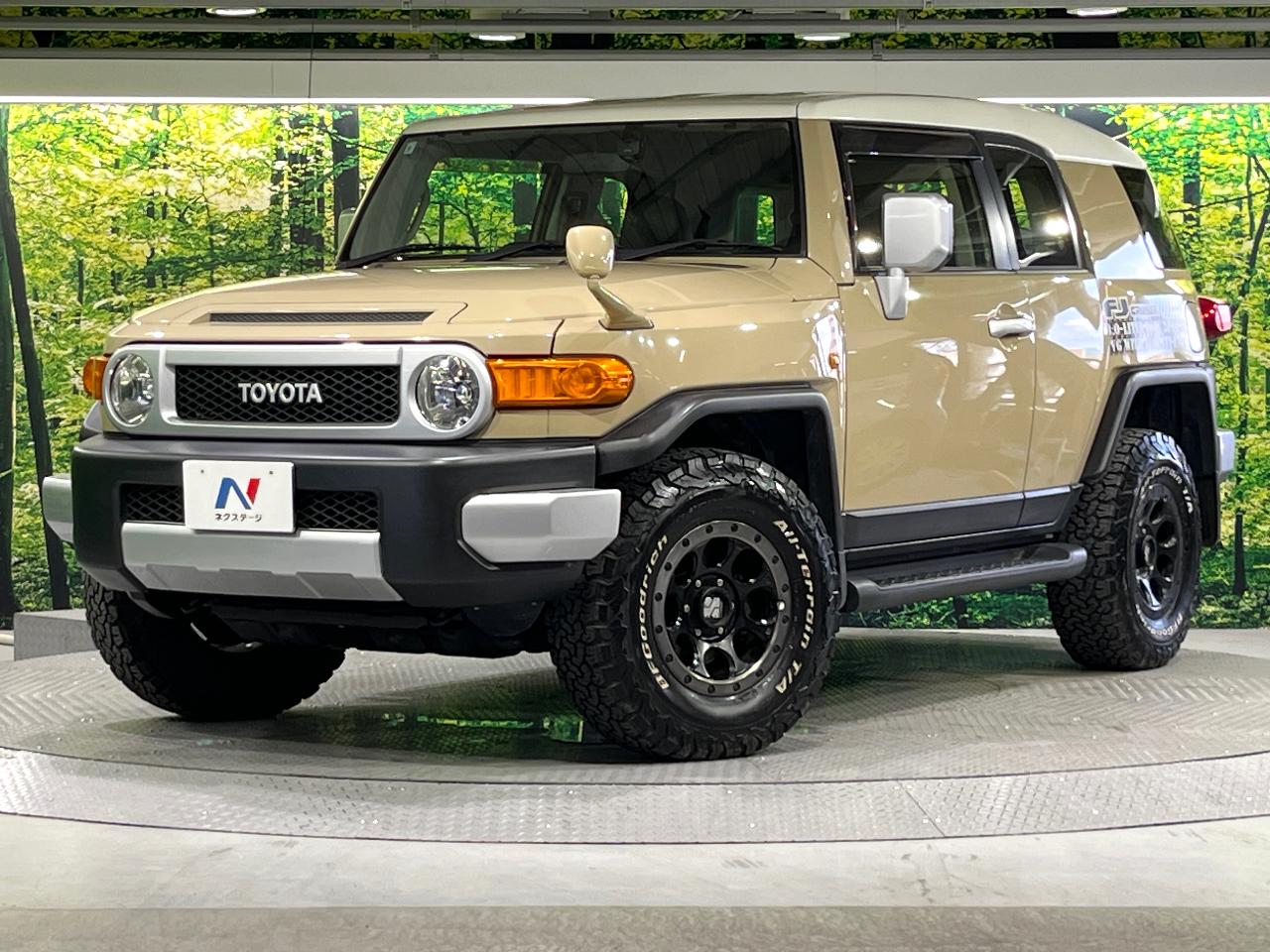 2013 Toyota FJCruiser Color Package