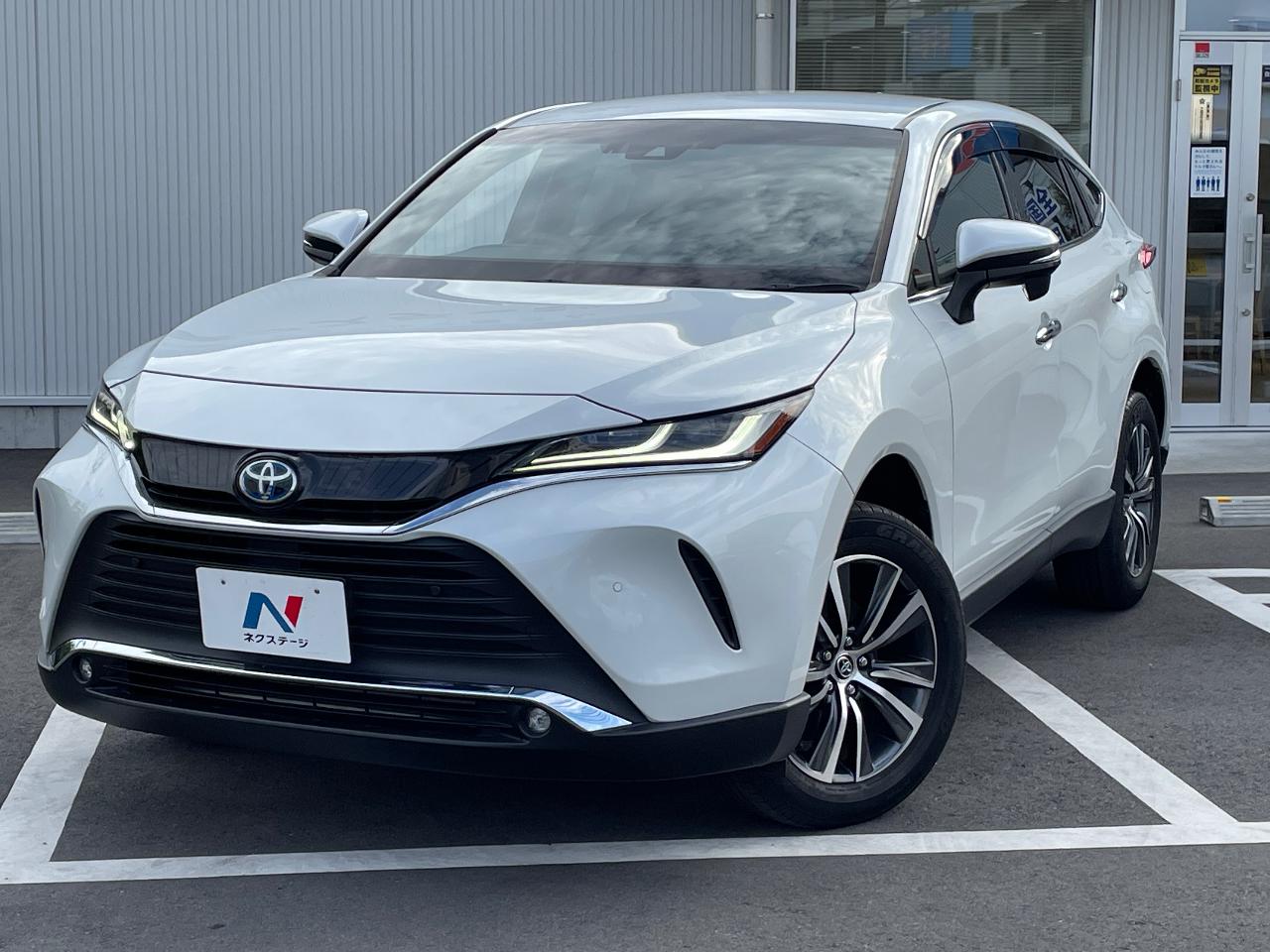 2023 Toyota Harrier Hybrid G