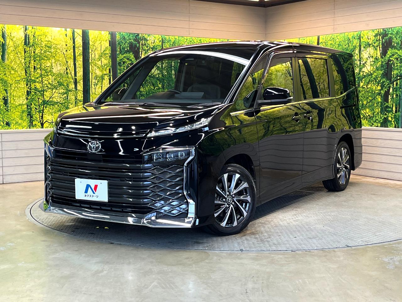 2023 Toyota Voxy S-Z