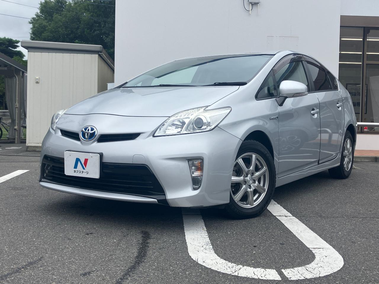 2015 Toyota Prius L