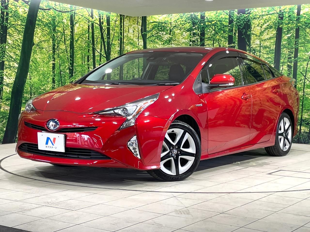 2018 Toyota Prius S Touring Selection