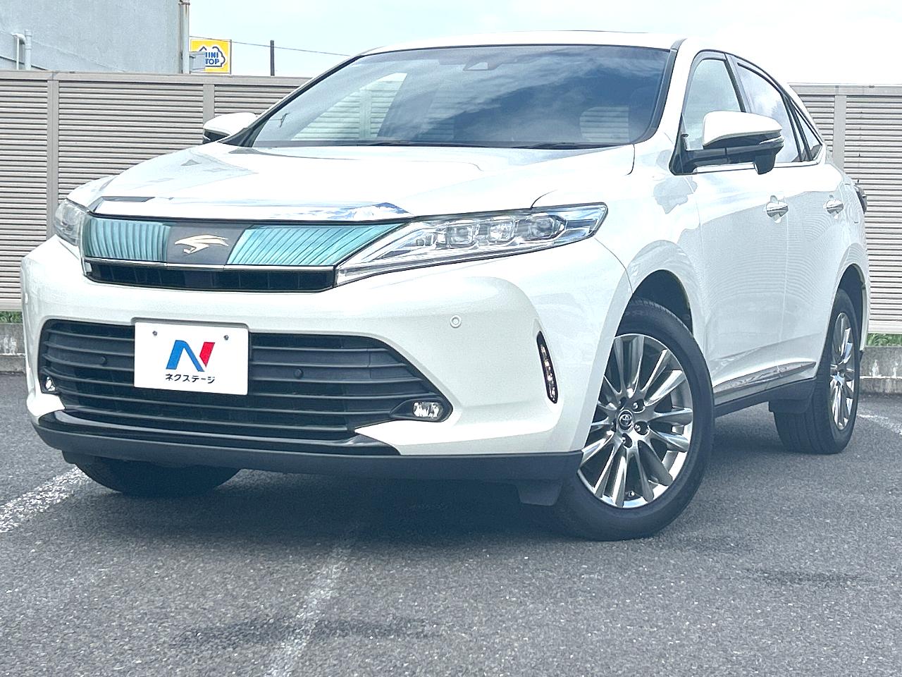 2018 Toyota Harrier Premium