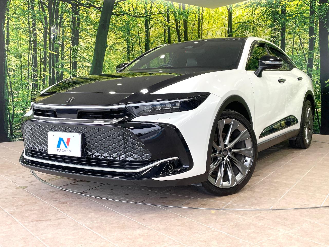 2023 Toyota Crown Crossover G Advanced Leather Package