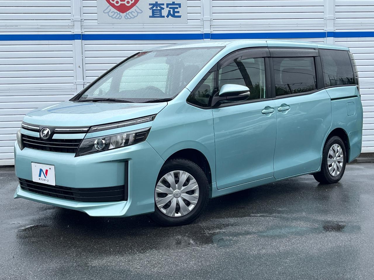2014 Toyota Voxy X