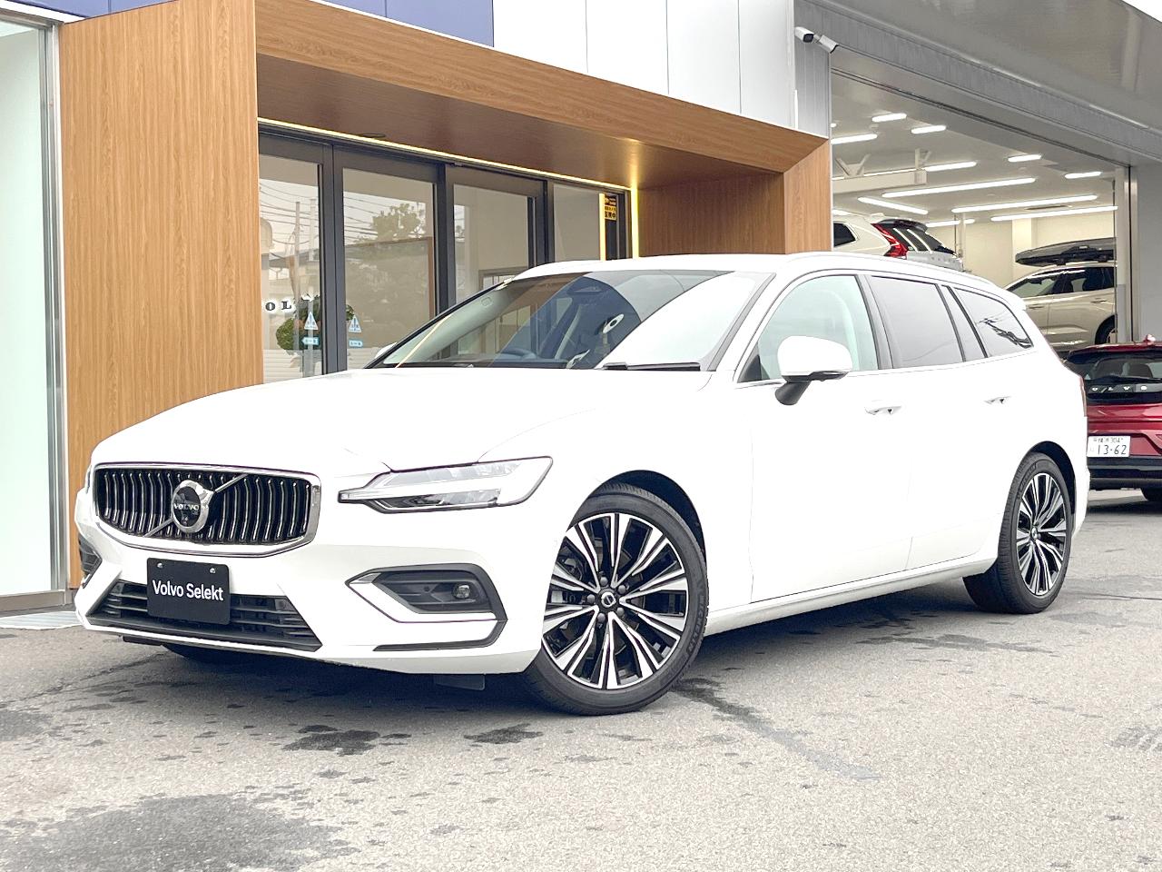 2025 Volvo V60 Ultra B4