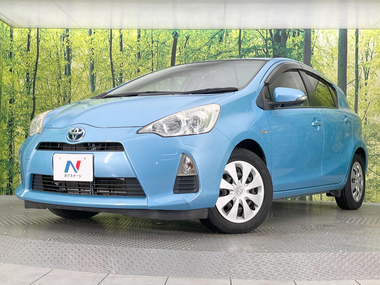 2012 Toyota Aqua S