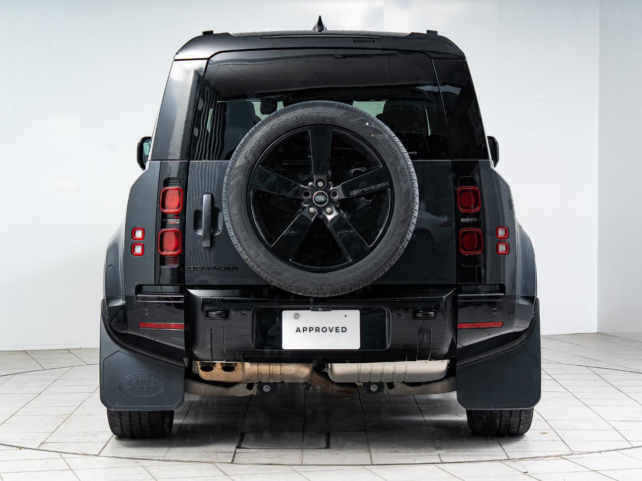 2023 Land Rover Defender5D 110X-Dynamic HSE D300 Air Suspension Equipped