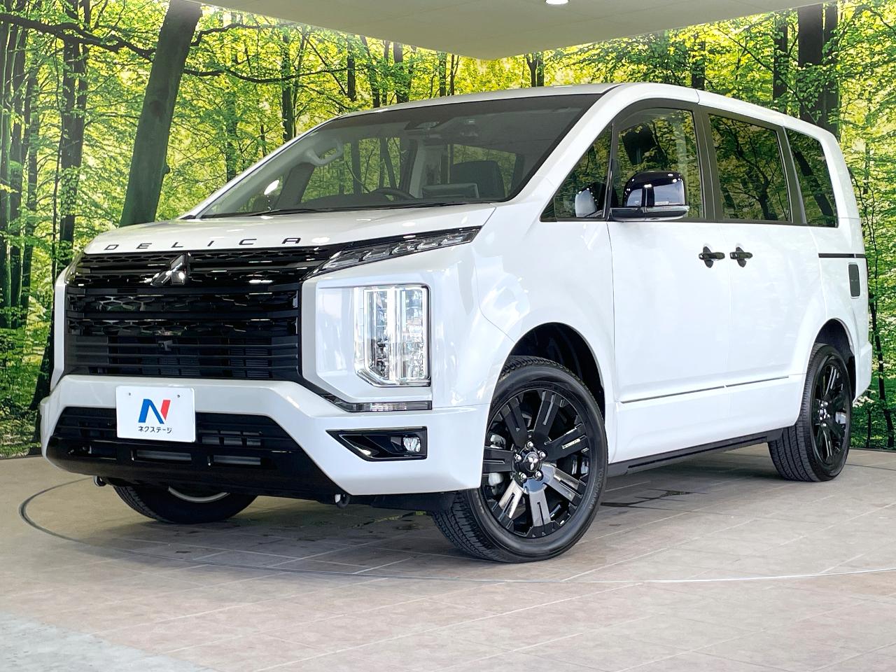 2025 Mitsubishi Delica D5 Black Edition