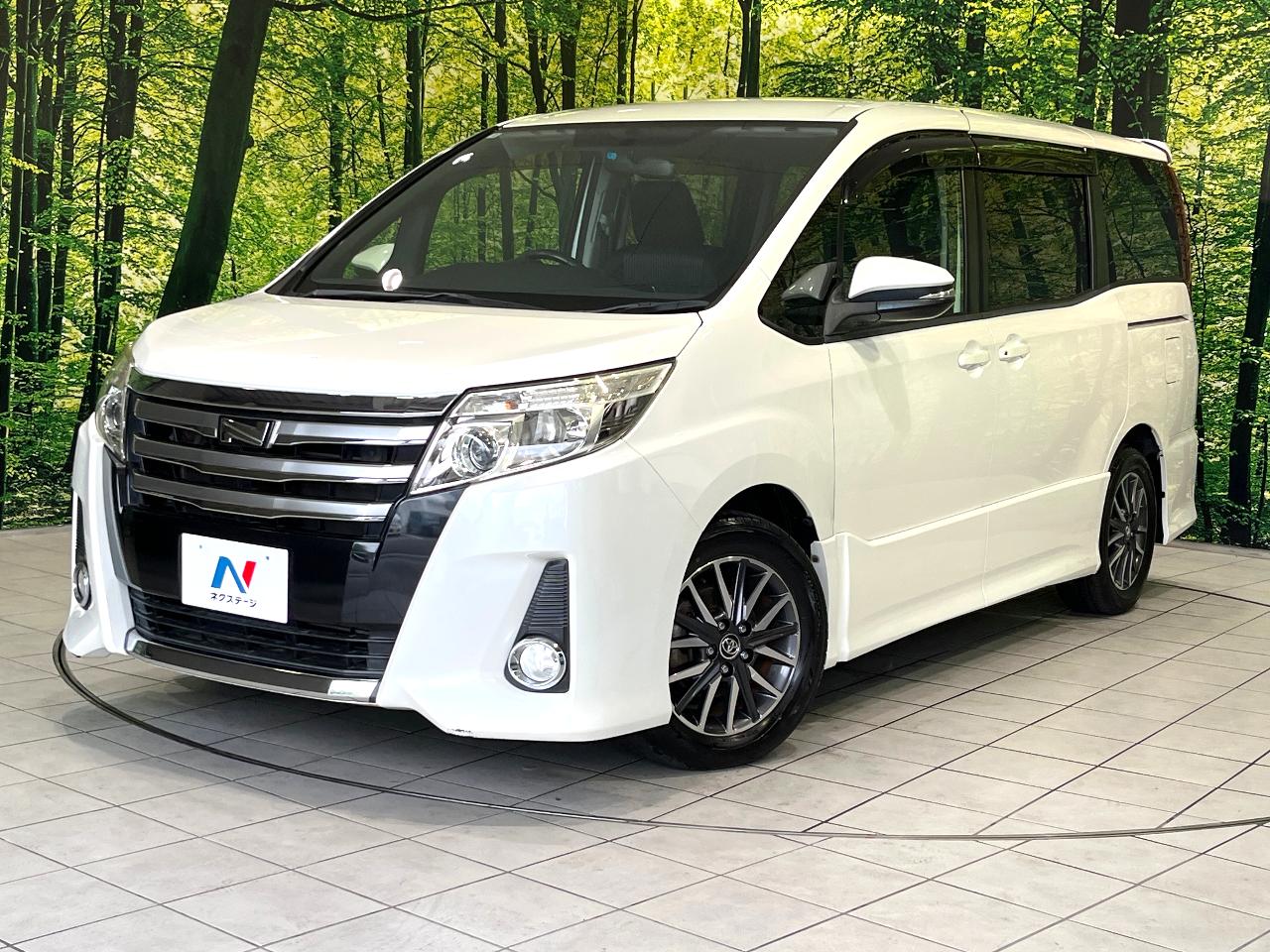 2014 Toyota Noah Si