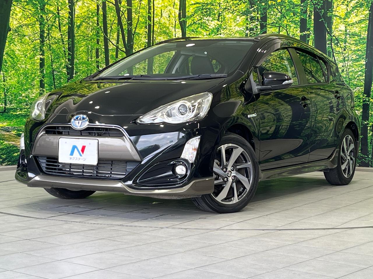 2015 Toyota Aqua X-Urban