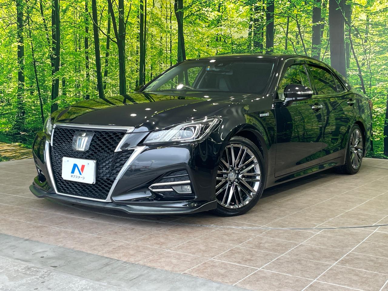 2016 Toyota Crown Hybrid Athlete S J-Frontier