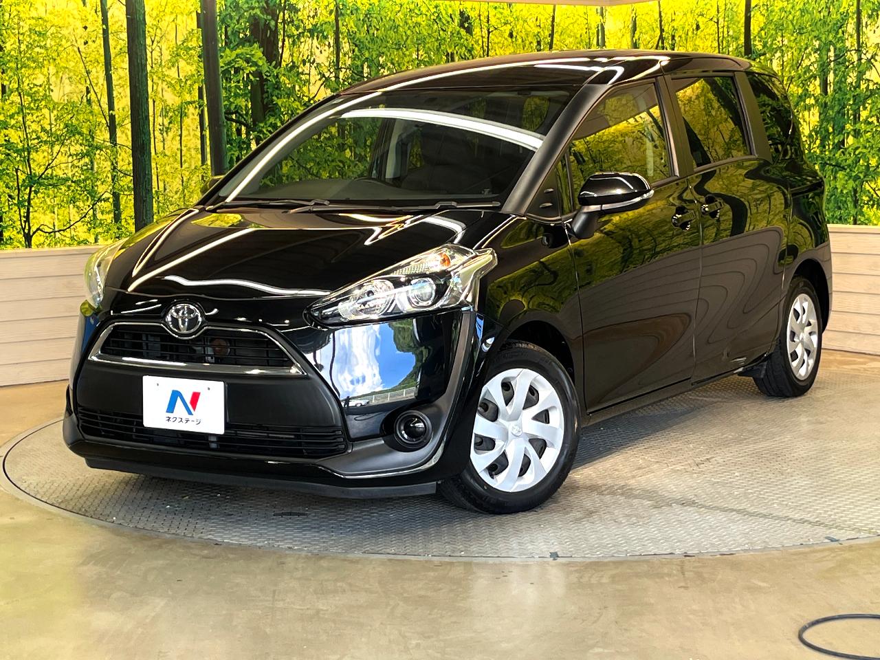 2018 Toyota Sienta X