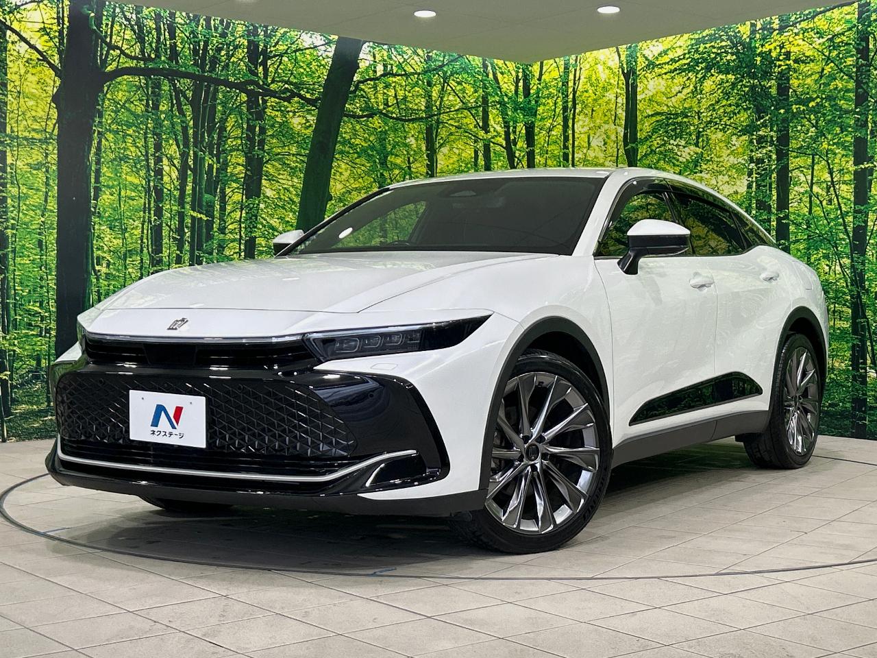2023 Toyota Crown Crossover G Advanced Leather Package