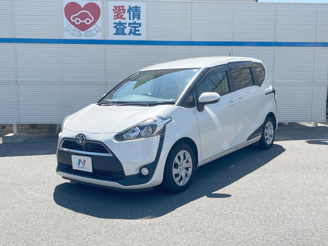 2016 Toyota Sienta X