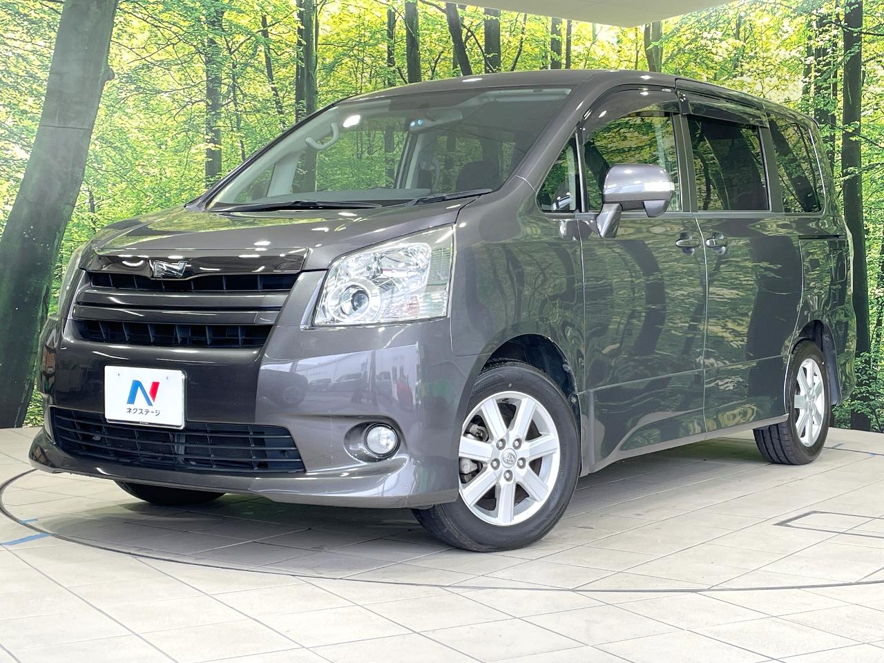 2009 Toyota Noah Si
