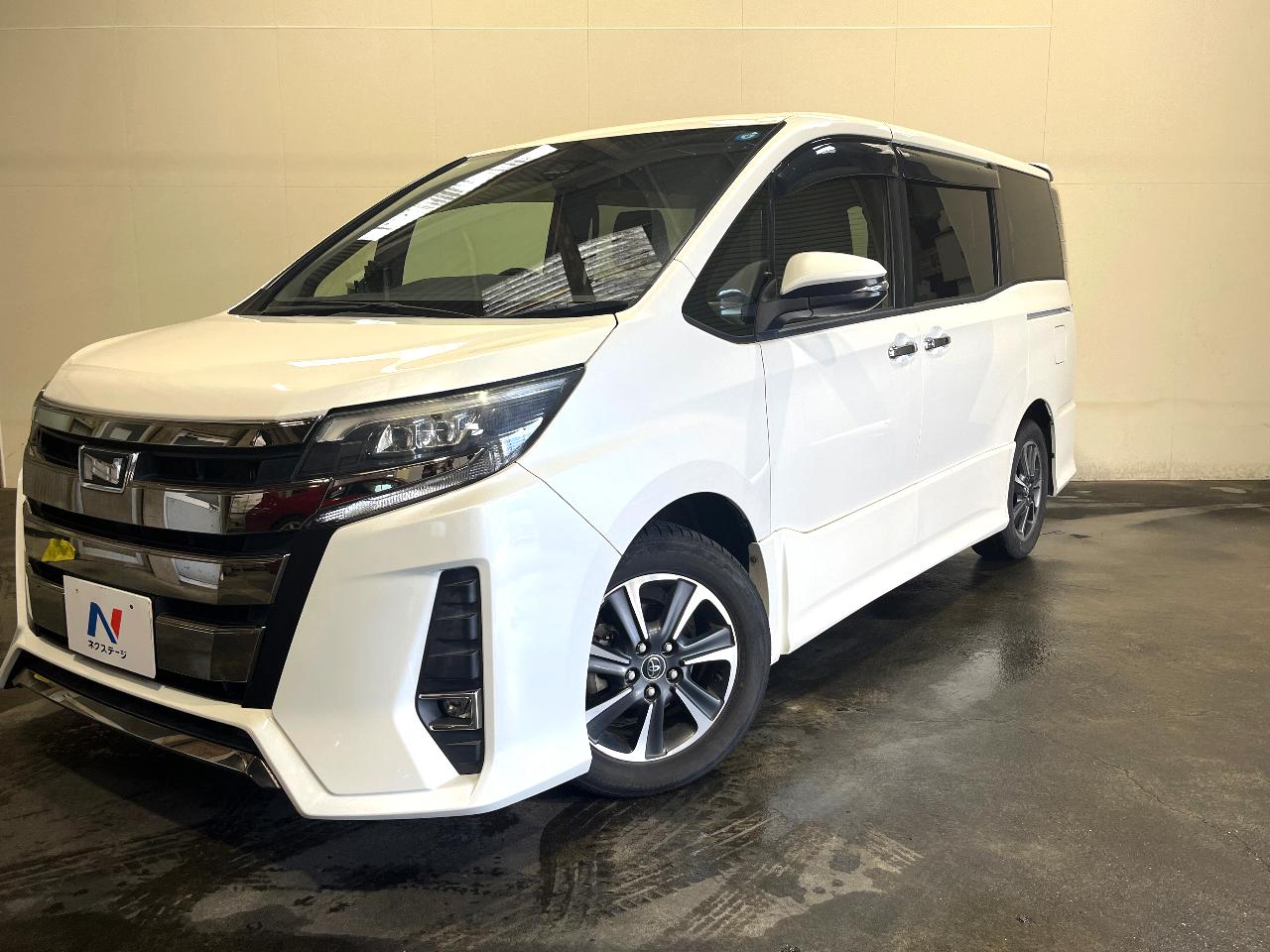 2018 Toyota Noah Si Double Bee