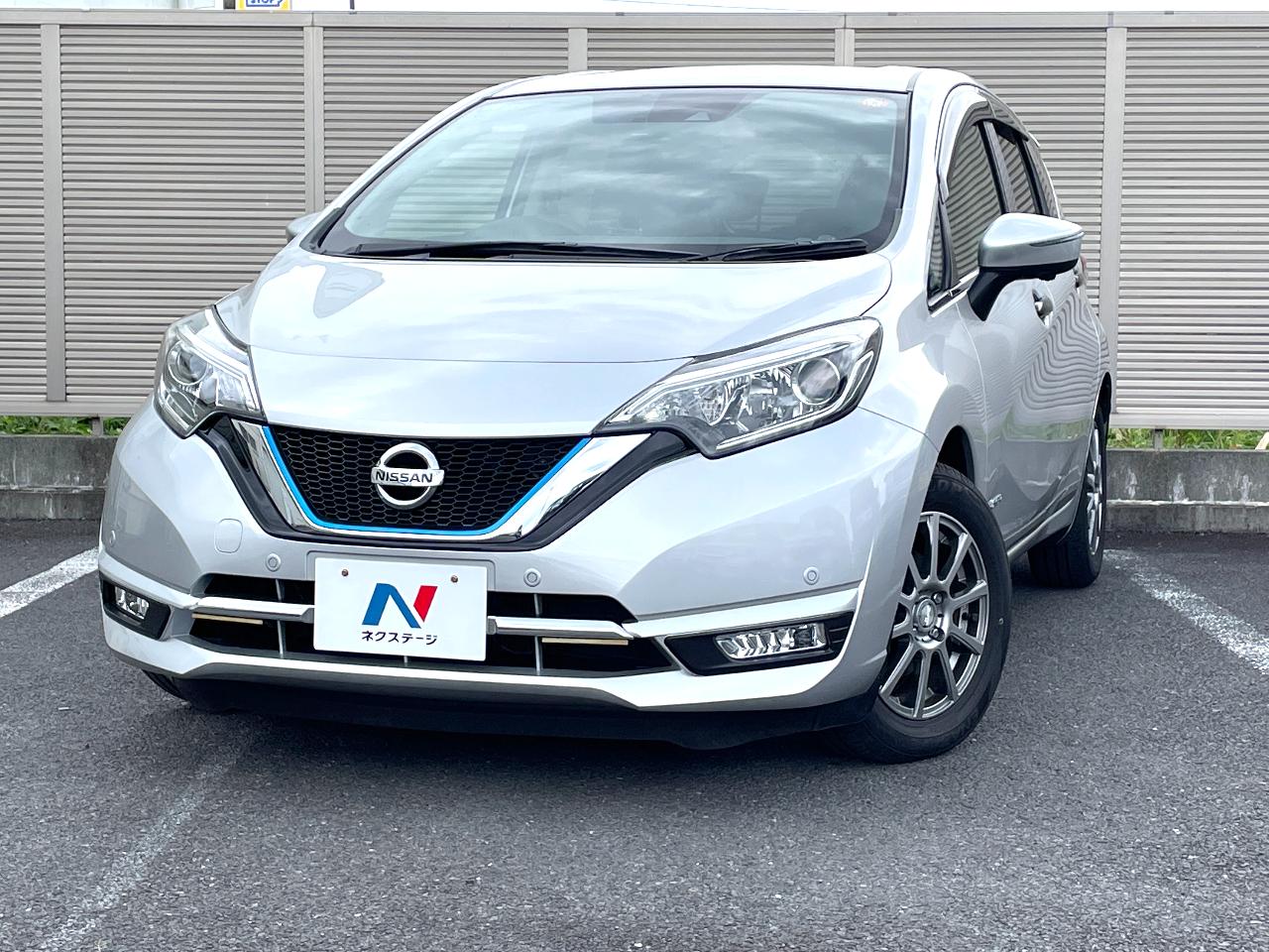 2017 Nissan Note e-POWER e-POWER Medalist